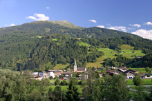 Hollersbach liegt auf 806 m Seehöhe